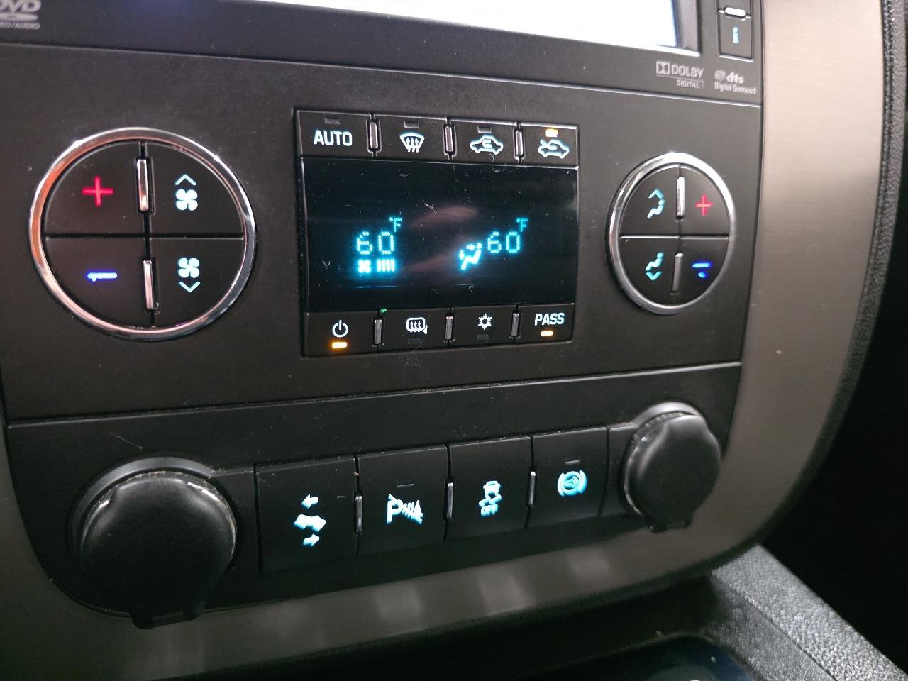 Used 2013 Chevrolet Silverado 2500 LTZ w/ LTZ Plus Package image 58