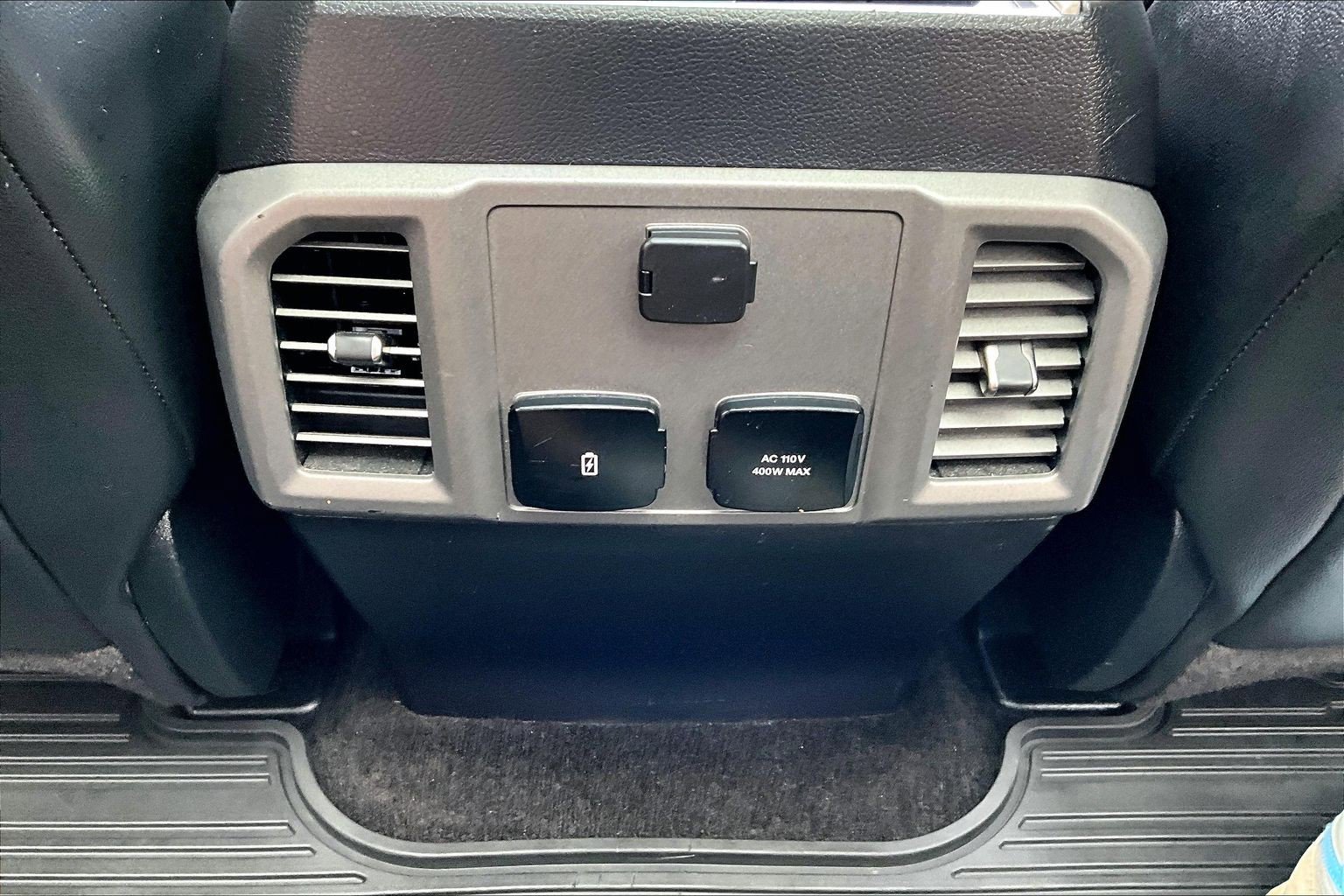Used 2017 Ford F150 Raptor w/ Equipment Group 802A Luxury image 39