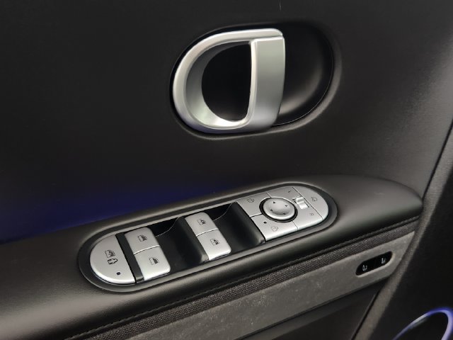 Certified 2024 Hyundai Ioniq 5 Limited AWD/4WD image 10