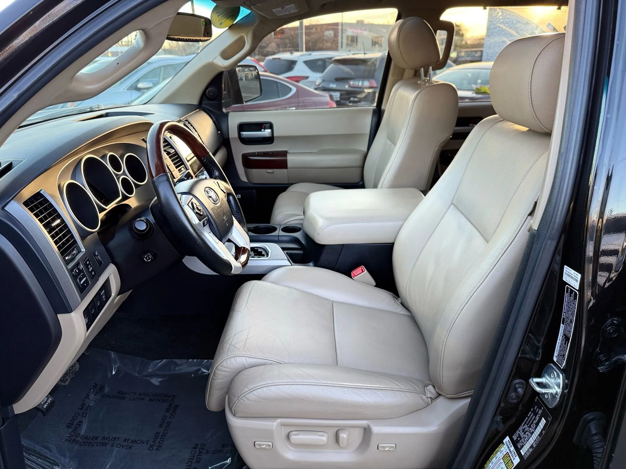 Used 2015 Toyota Sequoia Platinum image 12