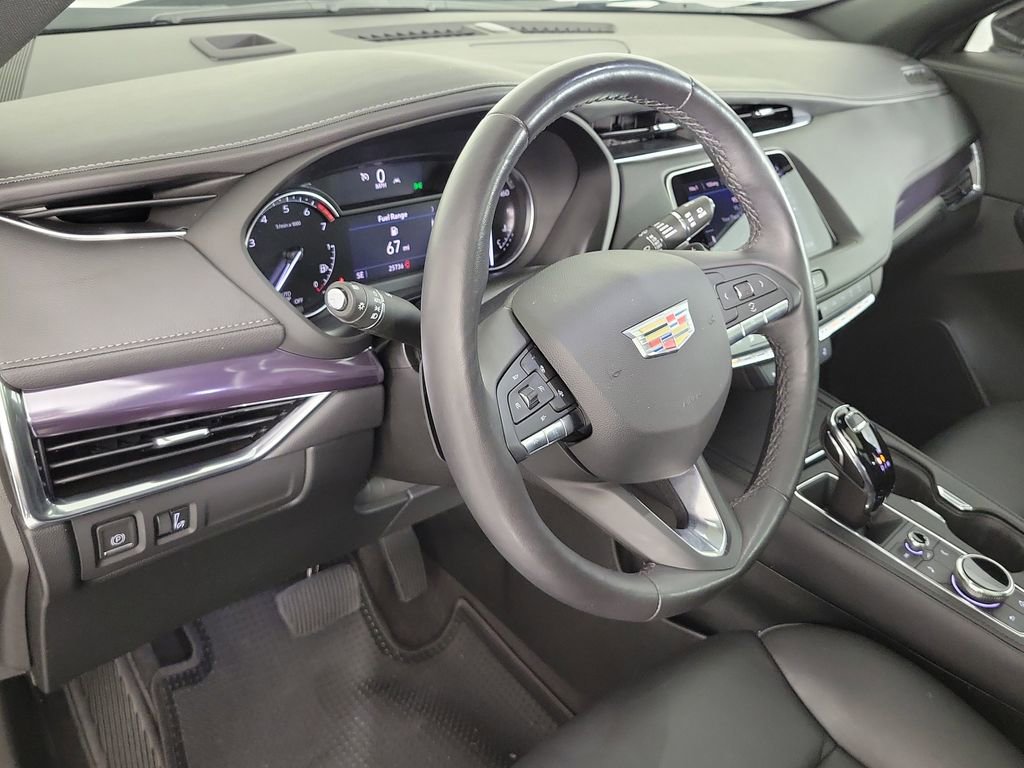 Certified 2023 Cadillac XT4 Luxury w/ Cold Weather Package FWD image 14