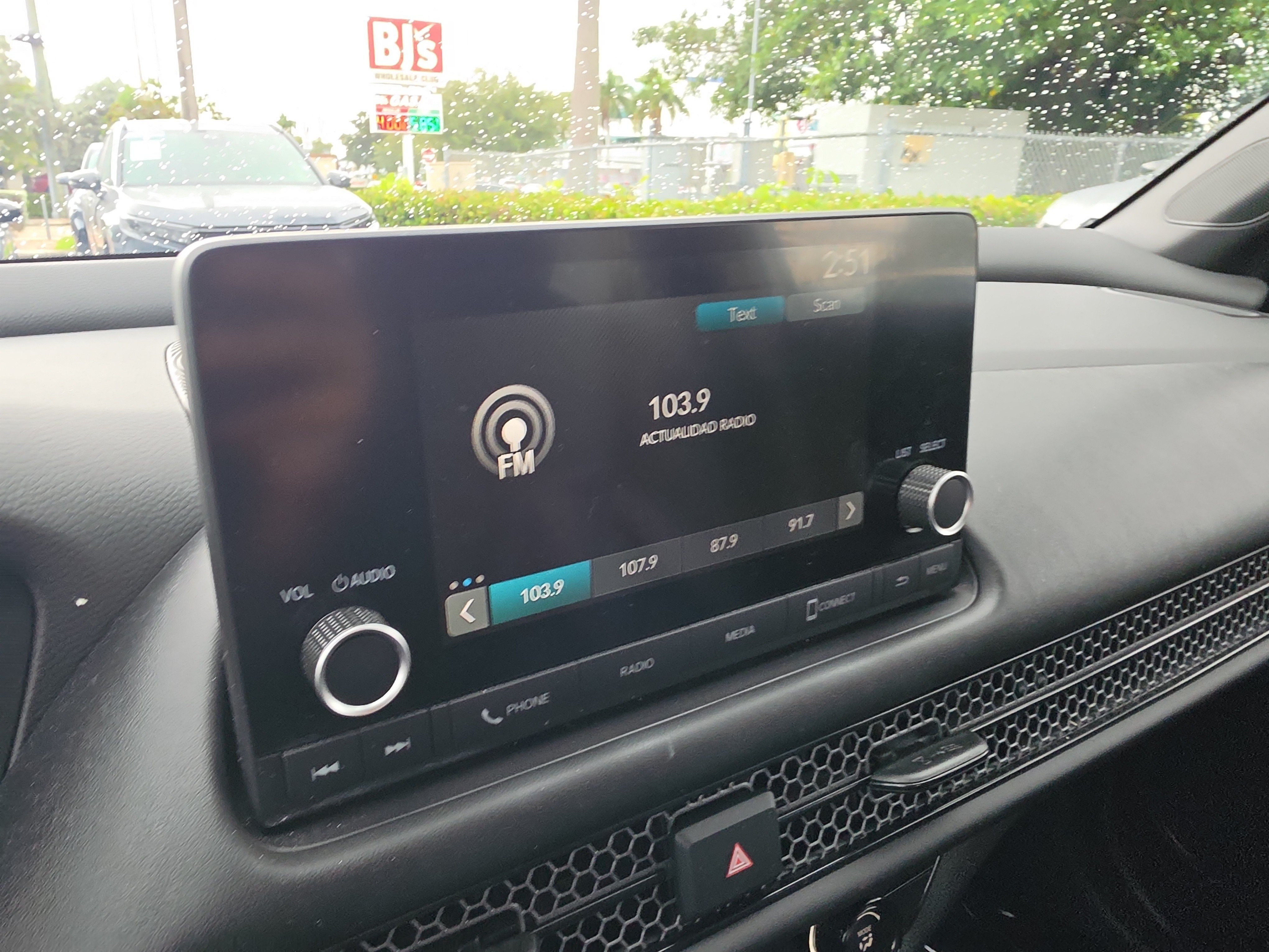 Certified 2024 Honda HR-V Sport image 23