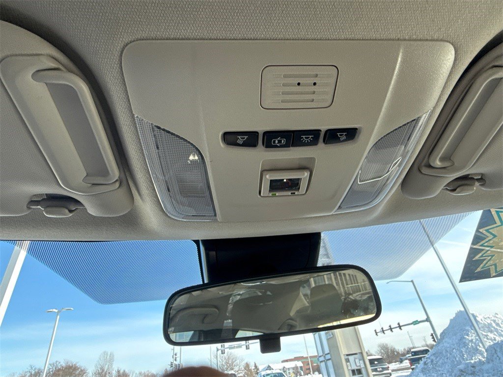 Used 2022 Toyota Corolla LE image 28