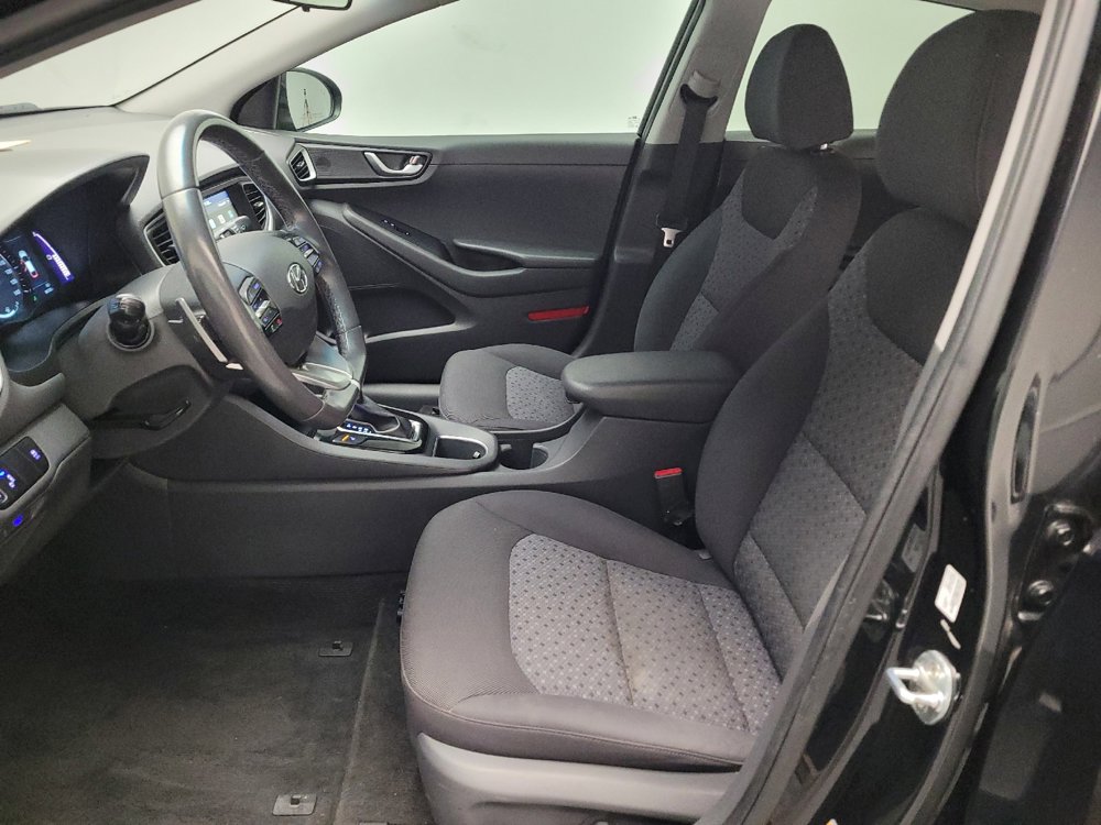 Used 2018 Hyundai Ioniq SEL image 17