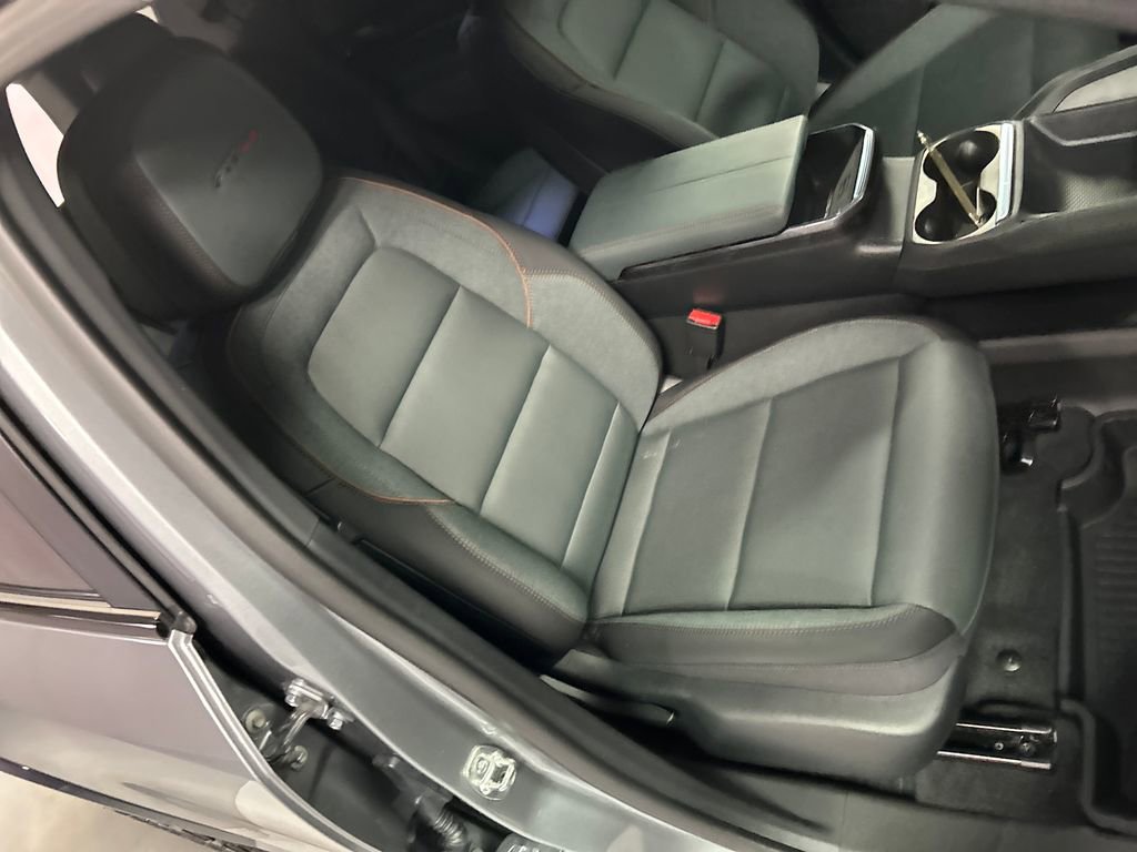 New 2026 GMC Terrain AT4 w/ LPO, Floor Liner Package image 23