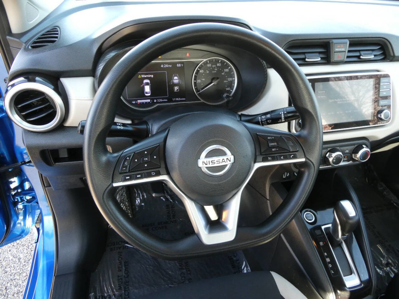 Used 2021 Nissan Versa SV FWD image 11