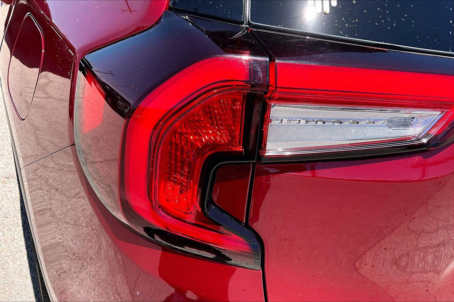 Used 2022 GMC Terrain SLE w/ Driver Convenience Package FWD image 27