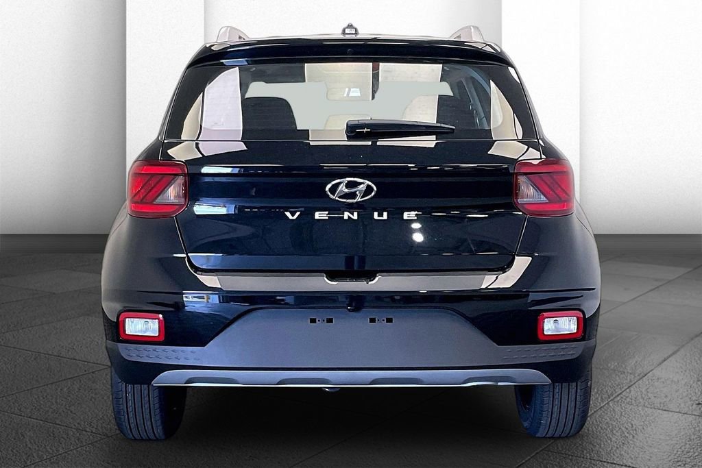 New 2026 Hyundai Venue SEL image 4
