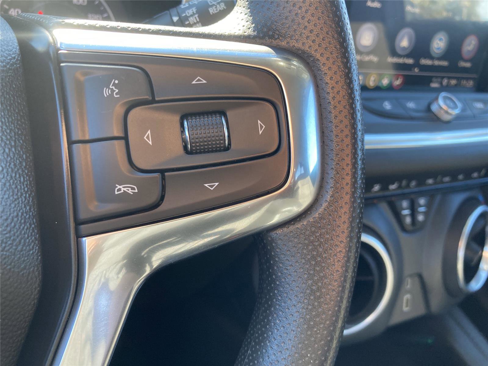 Used 2022 Chevrolet Blazer LT image 23