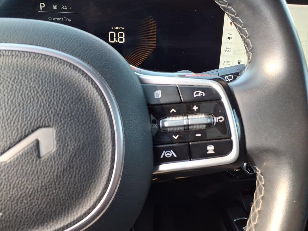 Used 2024 Kia Sorento S FWD image 19