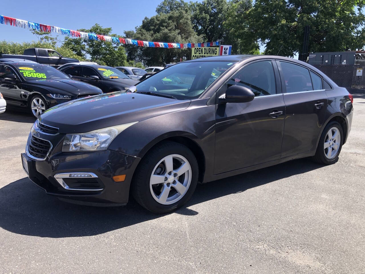 Used 2016 Chevrolet Cruze LT w/ Technology Package image 1