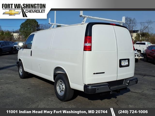 New 2026 Chevrolet Express 3500 w/ Driver Convenience Package RWD image 5