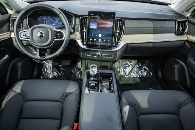 Used 2025 Volvo XC90 B6 Plus image 20