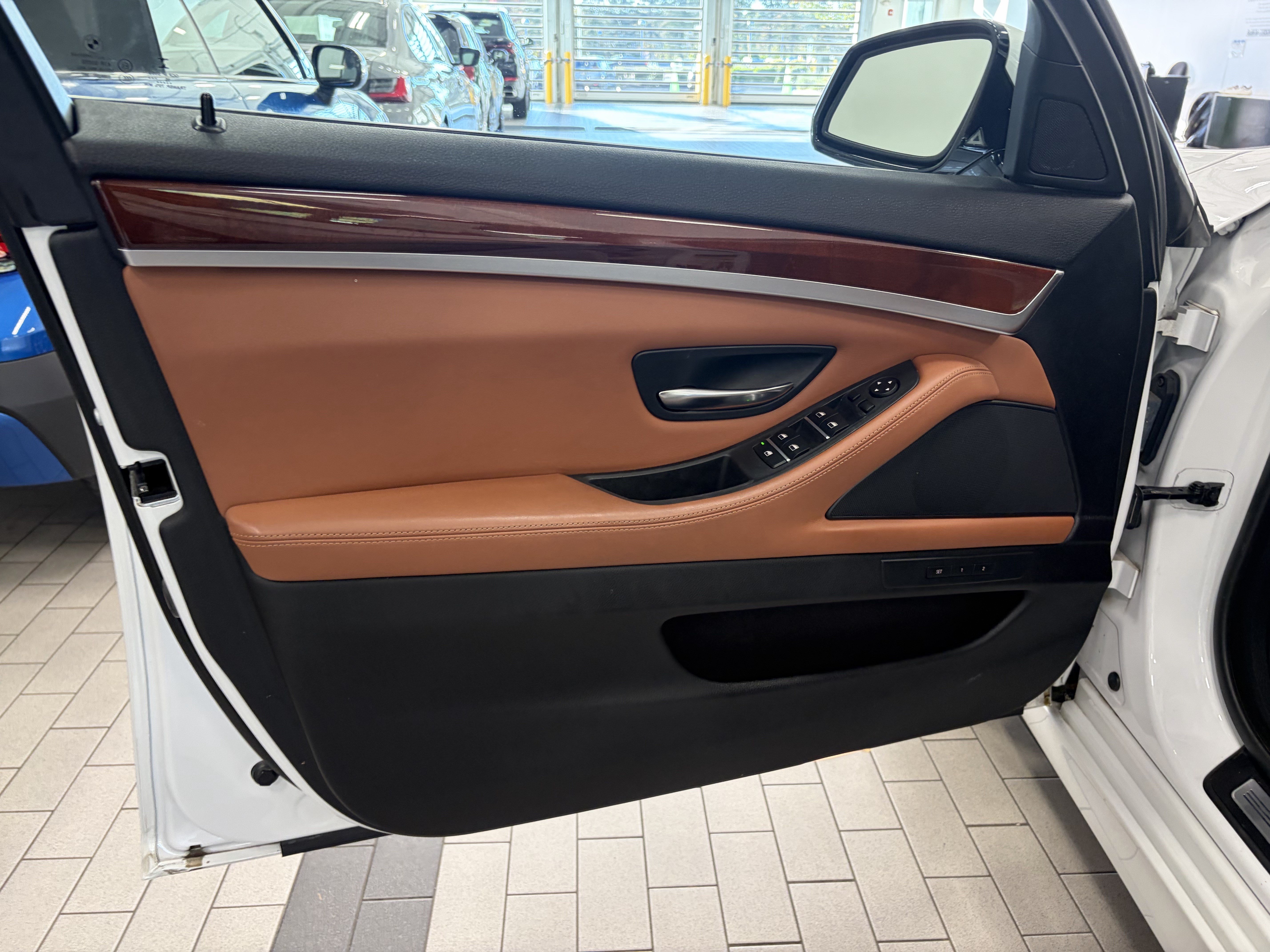 Used 2016 BMW 535i xDrive Sedan AWD/4WD image 10