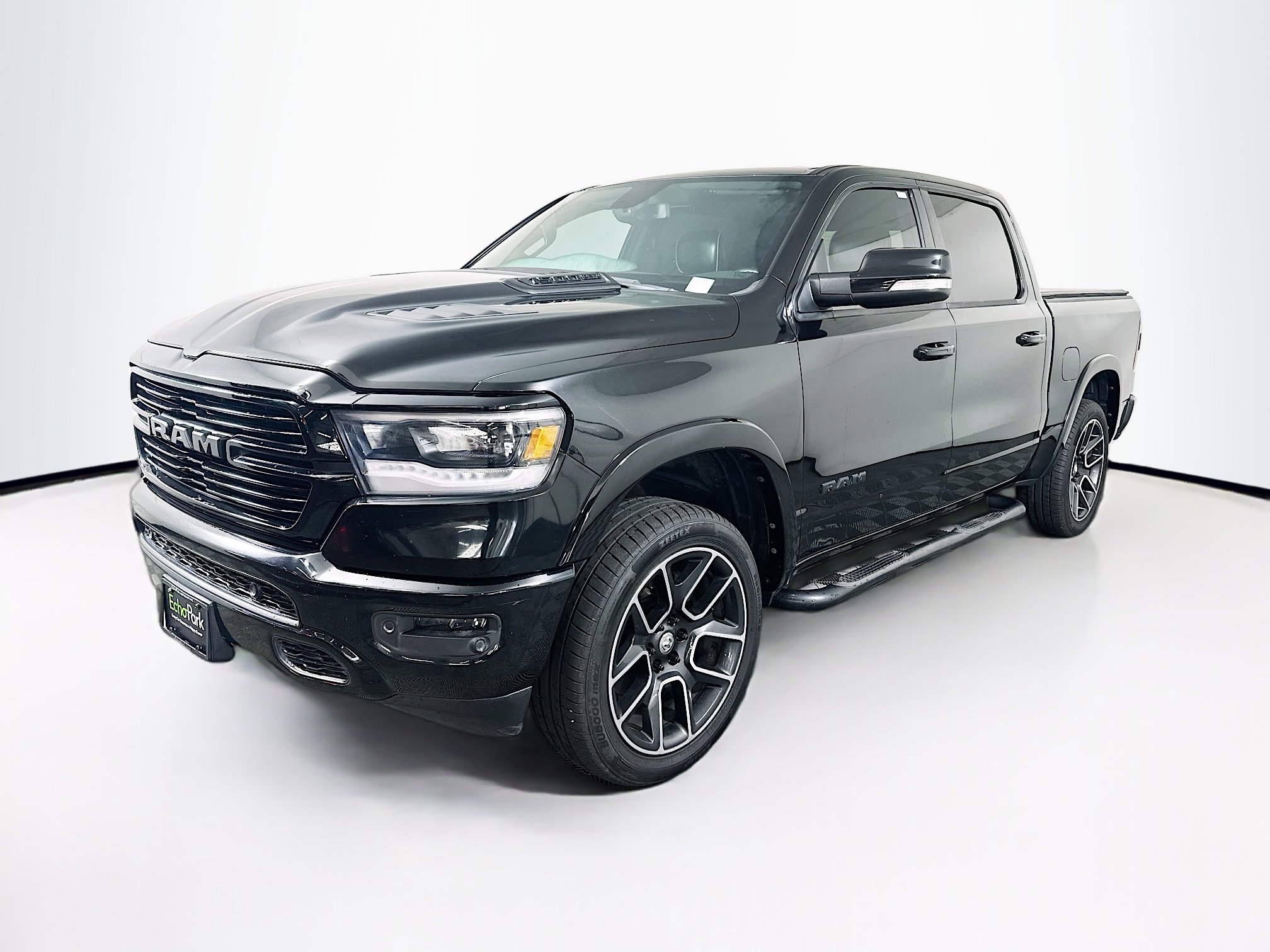 Used 2019 RAM 1500 Laramie RWD image 3