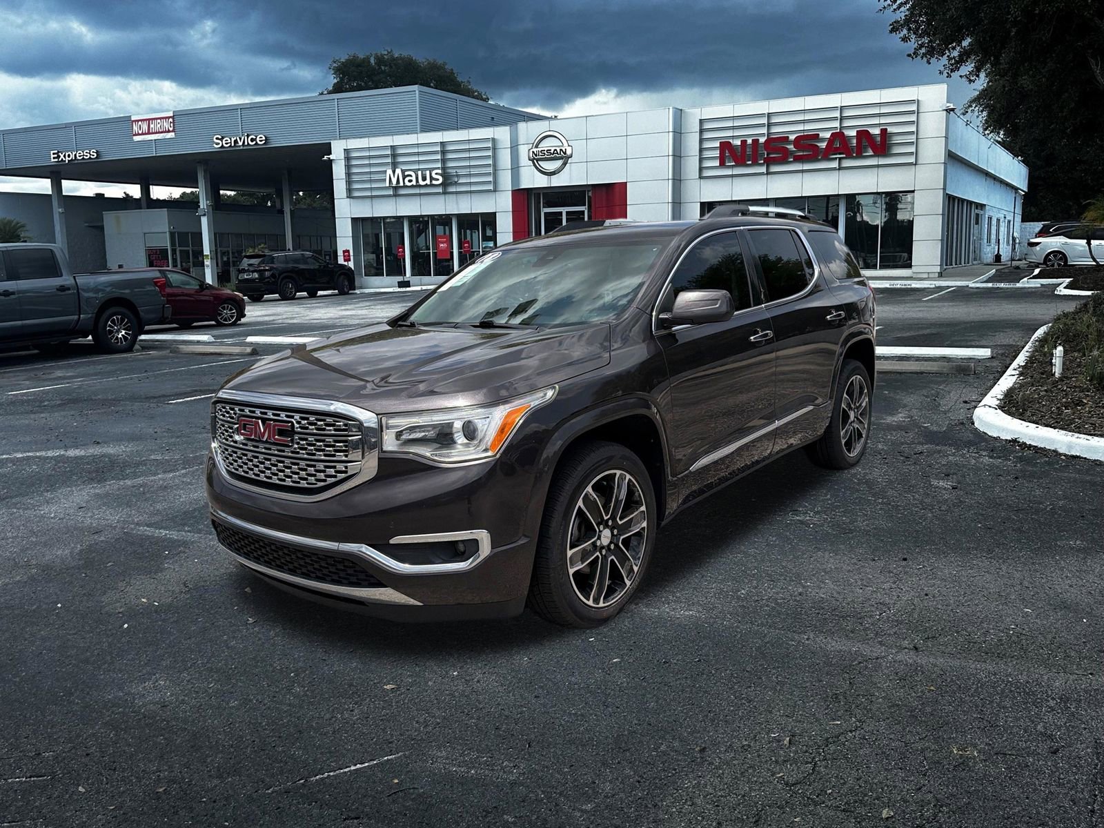 Used 2018 GMC Acadia Denali FWD image 8