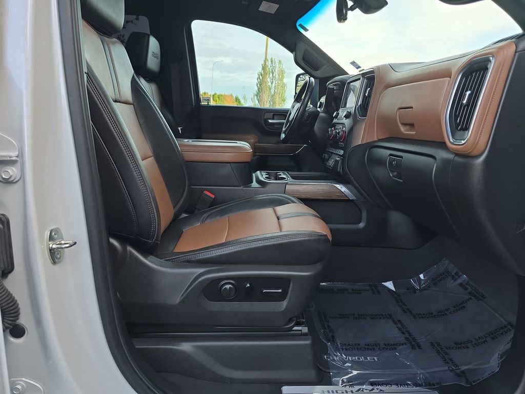 Used 2020 Chevrolet Silverado 2500 High Country AWD/4WD image 35