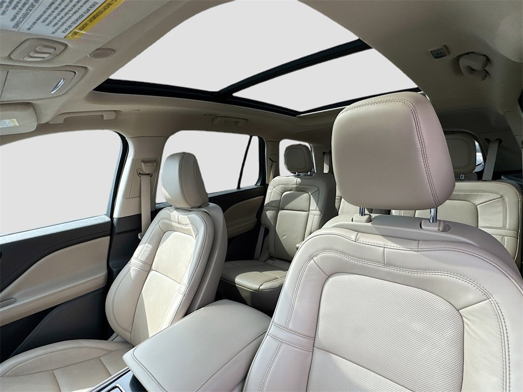 Used 2023 Lincoln Aviator Reserve w/ Elements Package Plus image 23