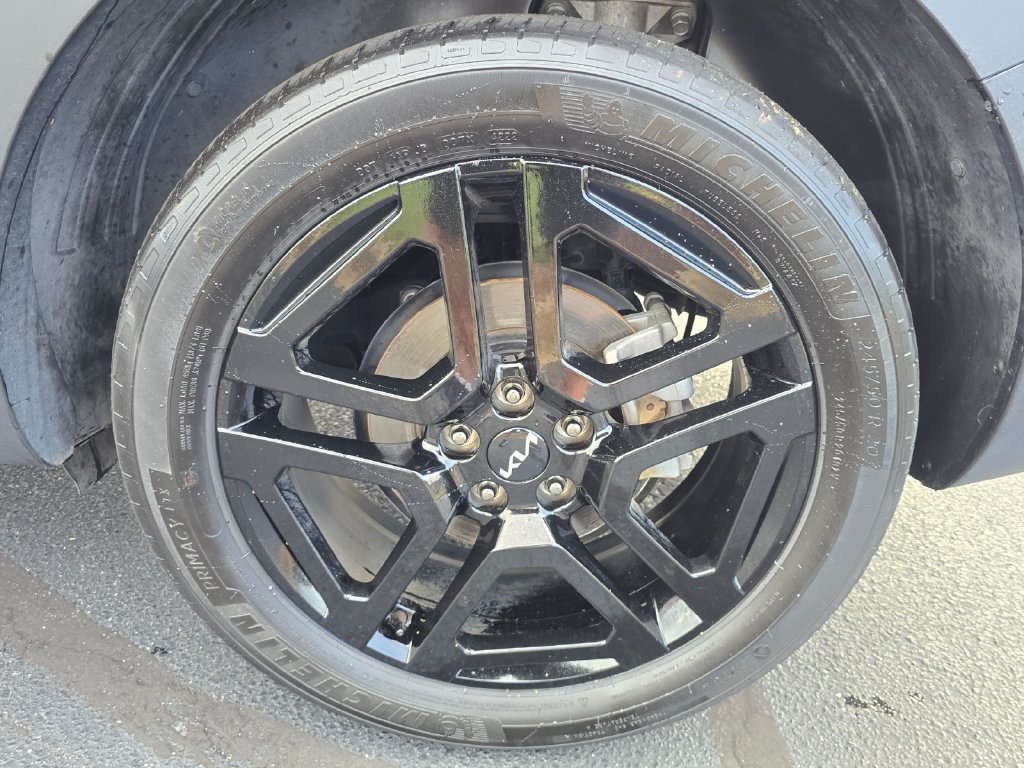 Certified 2023 Kia Telluride EX X-Line AWD/4WD image 13