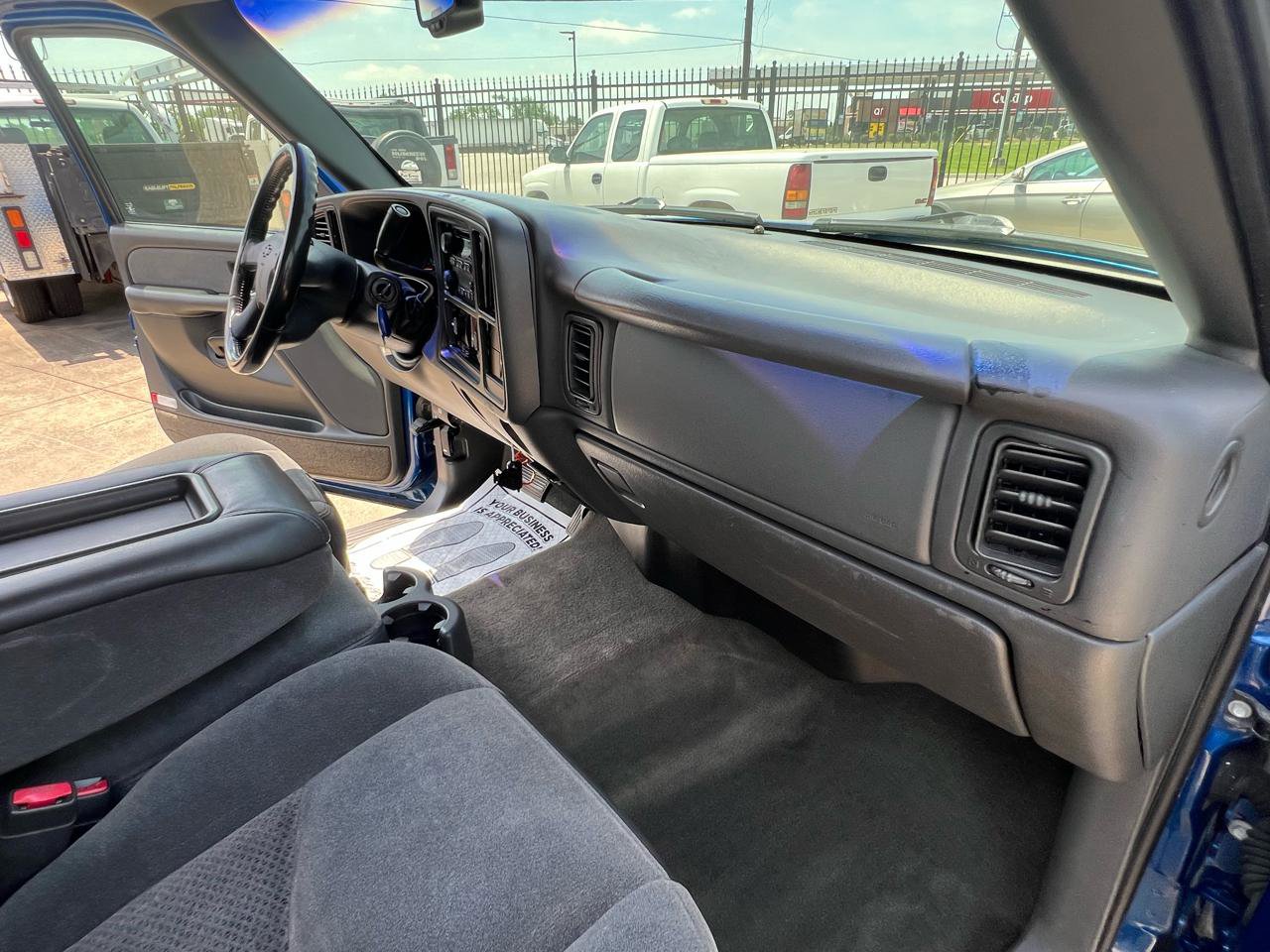 Used 2003 Chevrolet Silverado 1500 LS RWD image 32