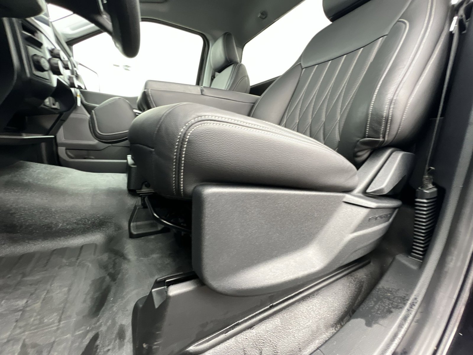 New 2025 Ford F150 XL image 14