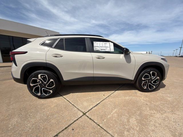 New 2026 Chevrolet Trax RS w/ Sunroof Package image 19