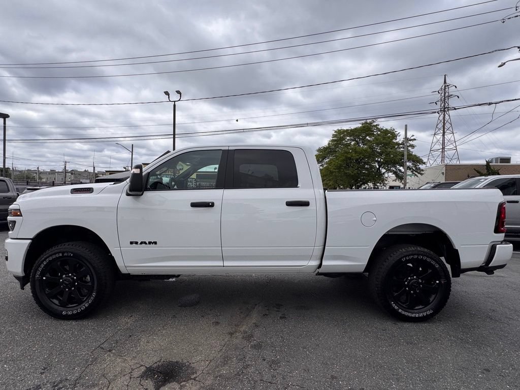 New 2026 RAM 2500 Big Horn AWD/4WD image 4