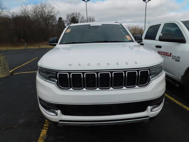 Used 2024 Jeep Wagoneer L Series II w/ Flexible Seating Group image 2