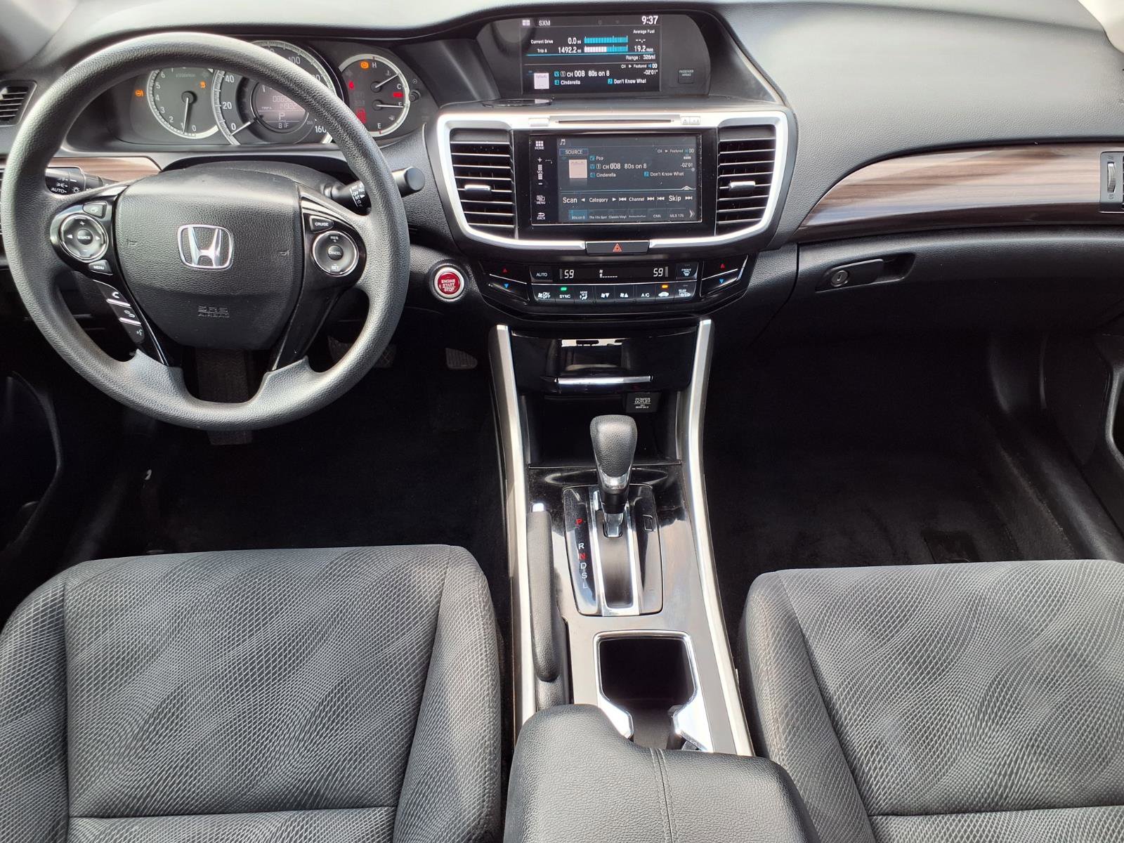 Used 2017 Honda Accord EX image 4