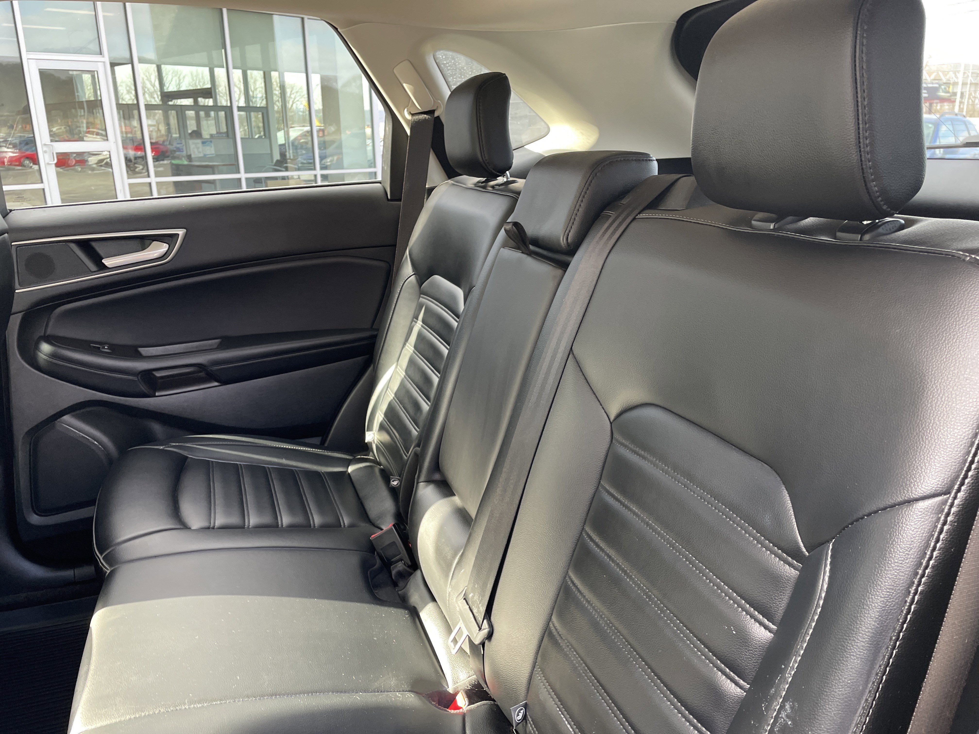 Used 2023 Ford Edge SEL w/ Convenience Package image 16