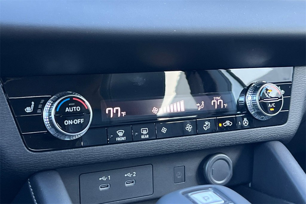 New 2026 Mitsubishi Outlander SE image 23