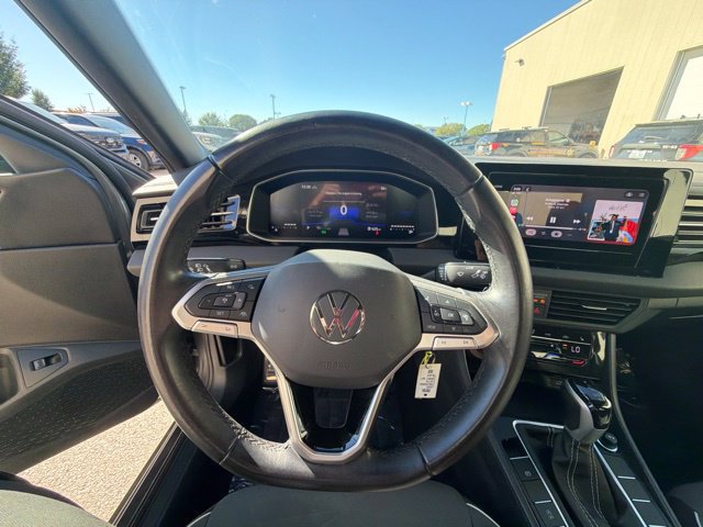 Used 2025 Volkswagen Jetta Sport FWD image 22