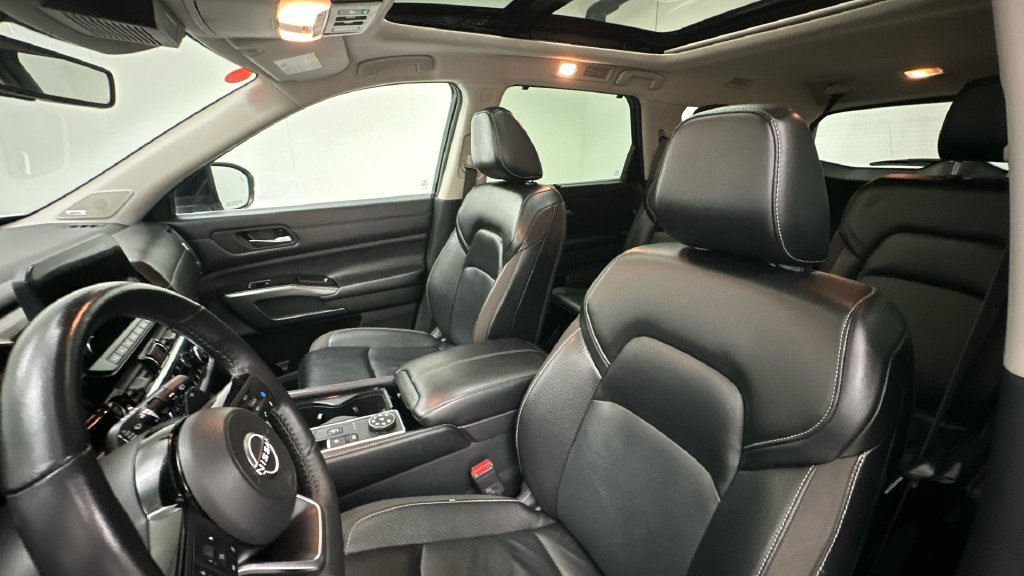 Certified 2023 Nissan Pathfinder SL w/ SL Premium Package AWD/4WD image 8