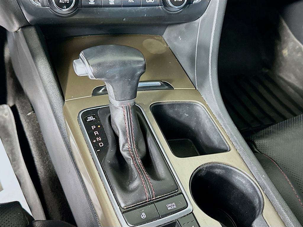 Used 2019 Kia Optima SX image 17