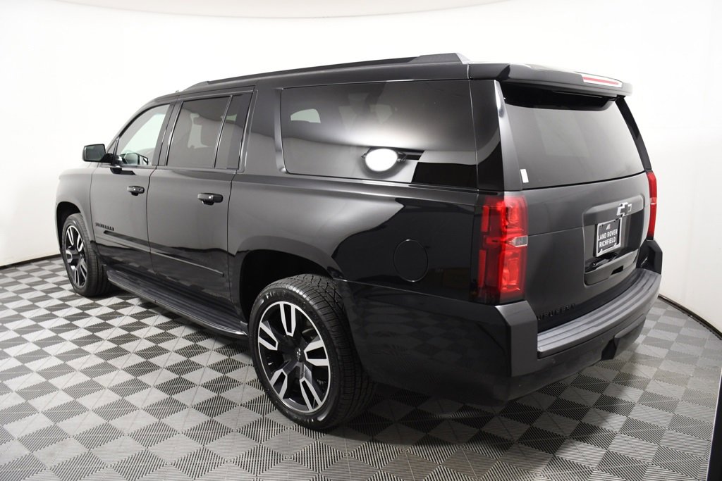 Used 2019 Chevrolet Suburban Premier image 3