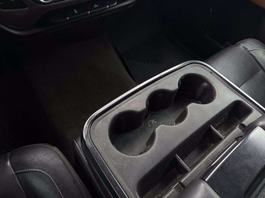 Used 2018 Chevrolet Silverado 1500 LTZ AWD/4WD image 19