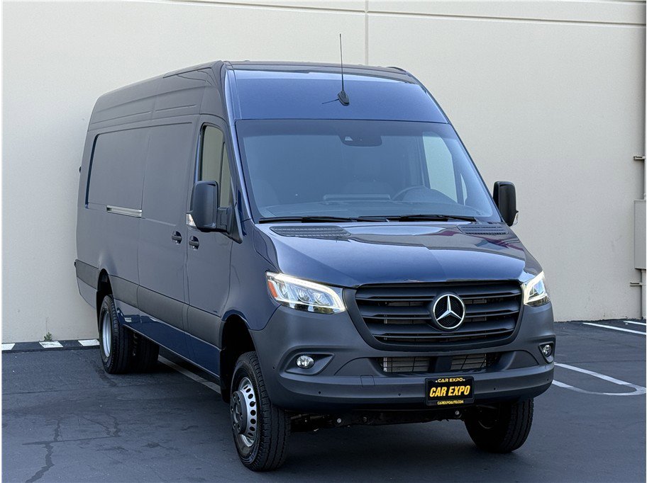 Used 2024 Mercedes-Benz Sprinter 3500 image 27