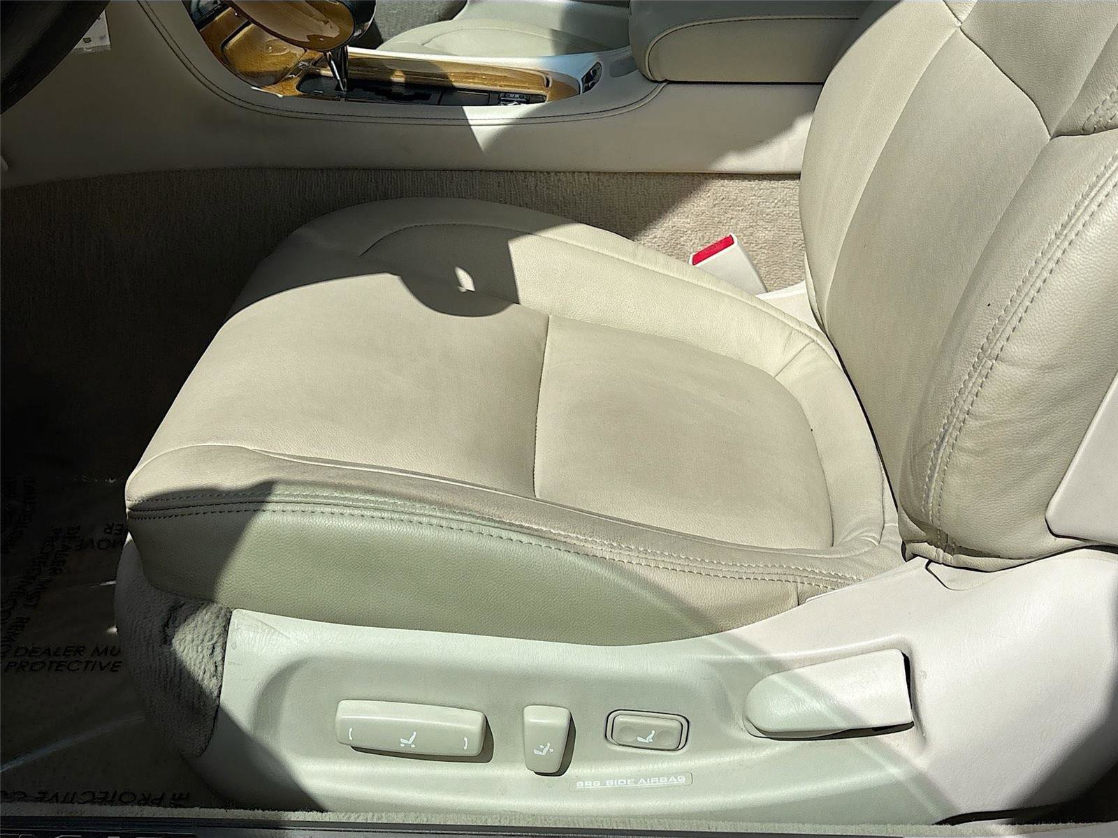 Used 2005 Lexus SC 430 Convertible image 20