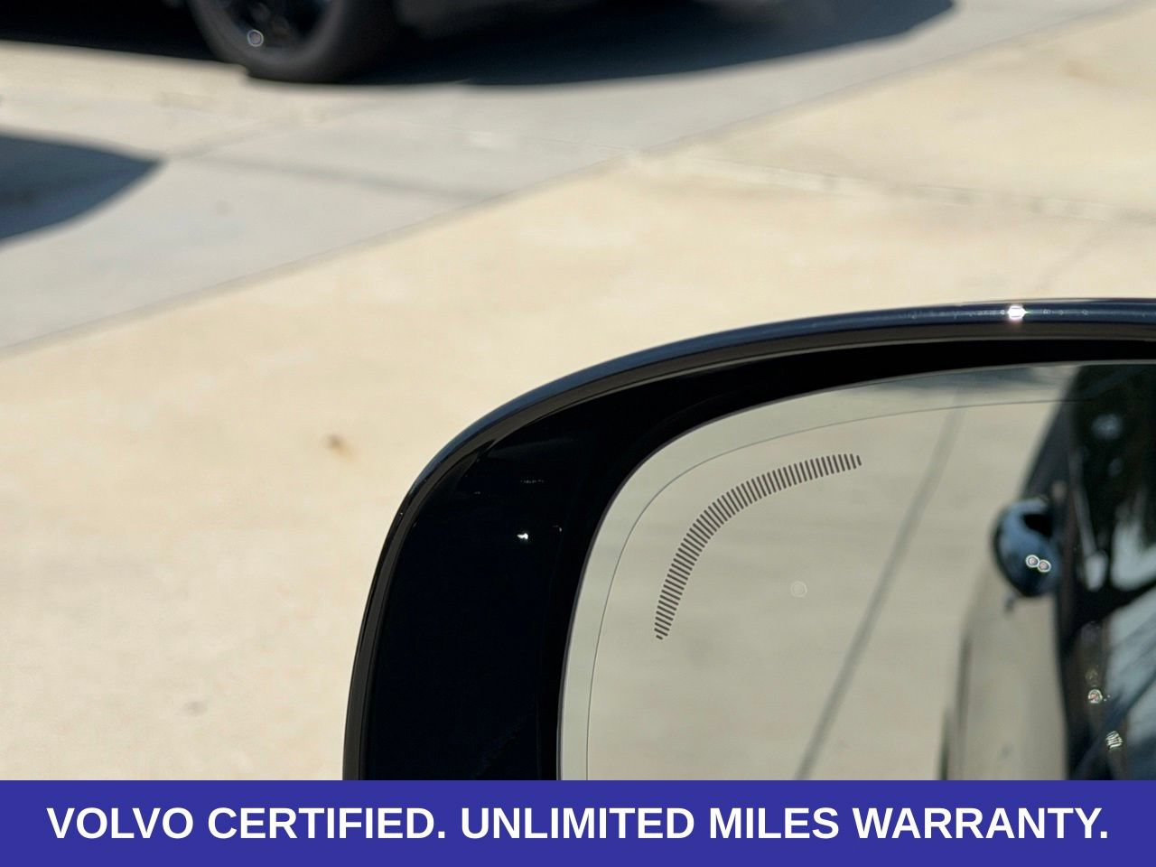 Certified 2024 Volvo XC60 T8 Ultimate w/ Protection Package Premier AWD/4WD image 13