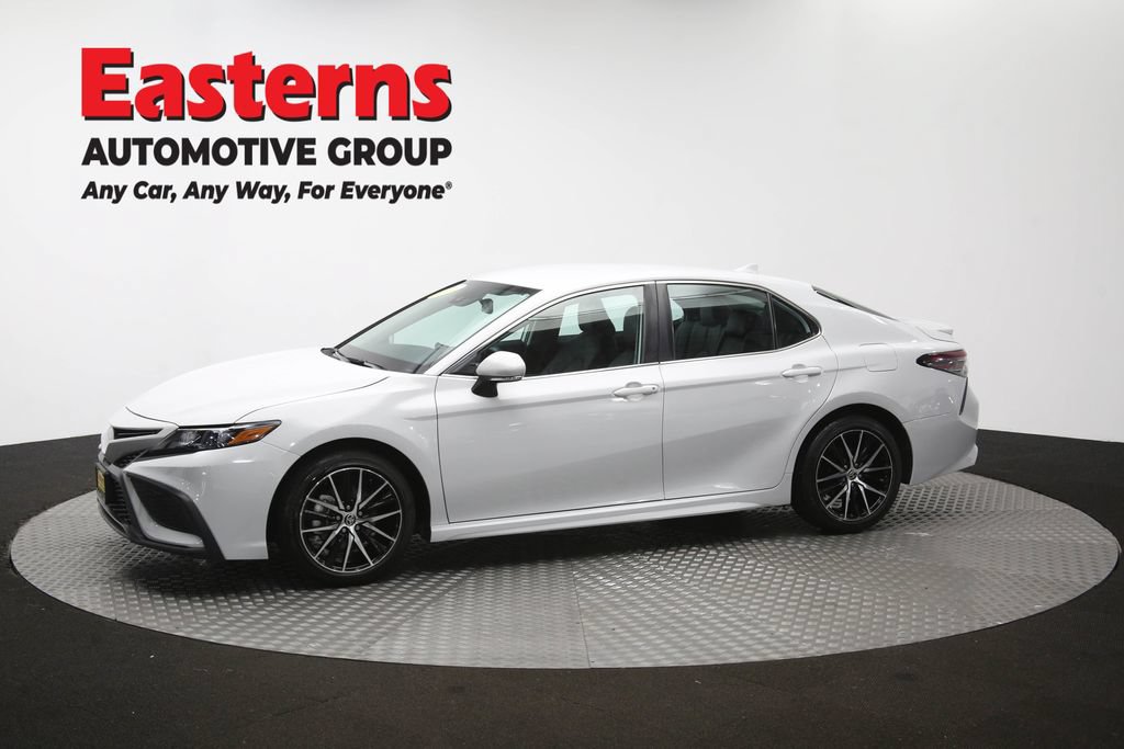 Used 2024 Toyota Camry SE w/ Cold Weather Package FWD image 56