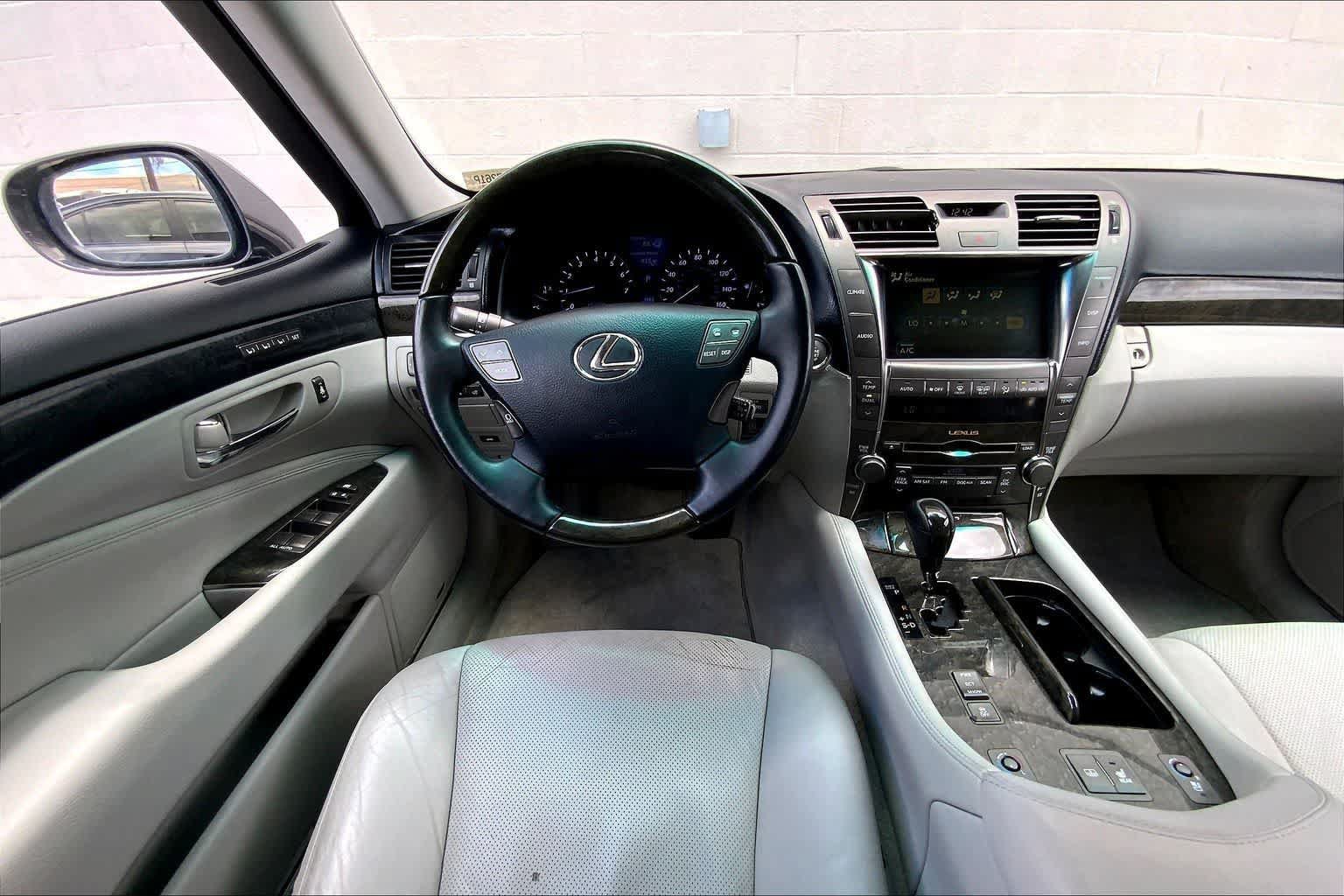Used 2007 Lexus LS 460 RWD image 14