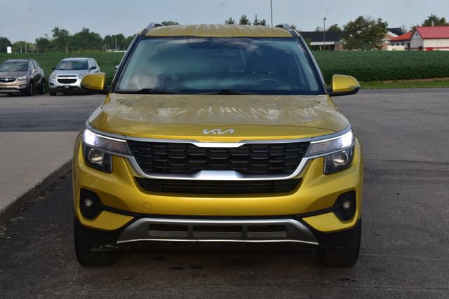 Used 2023 Kia Seltos LX AWD/4WD image 11