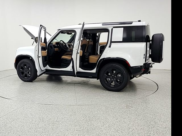 New 2026 Land Rover Defender 110 X-Dynamic SE AWD/4WD image 12