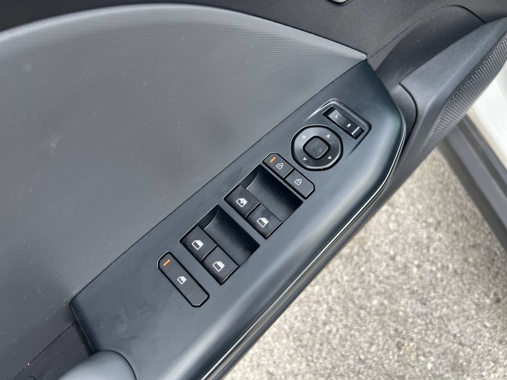 Certified 2025 Kia K4 FWD image 11