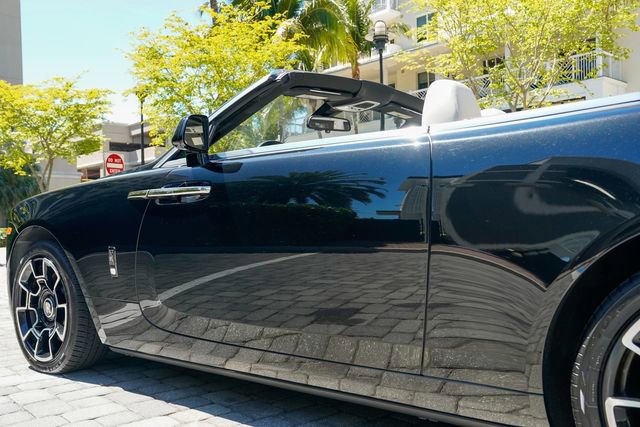 Used 2018 Rolls-Royce Dawn image 18