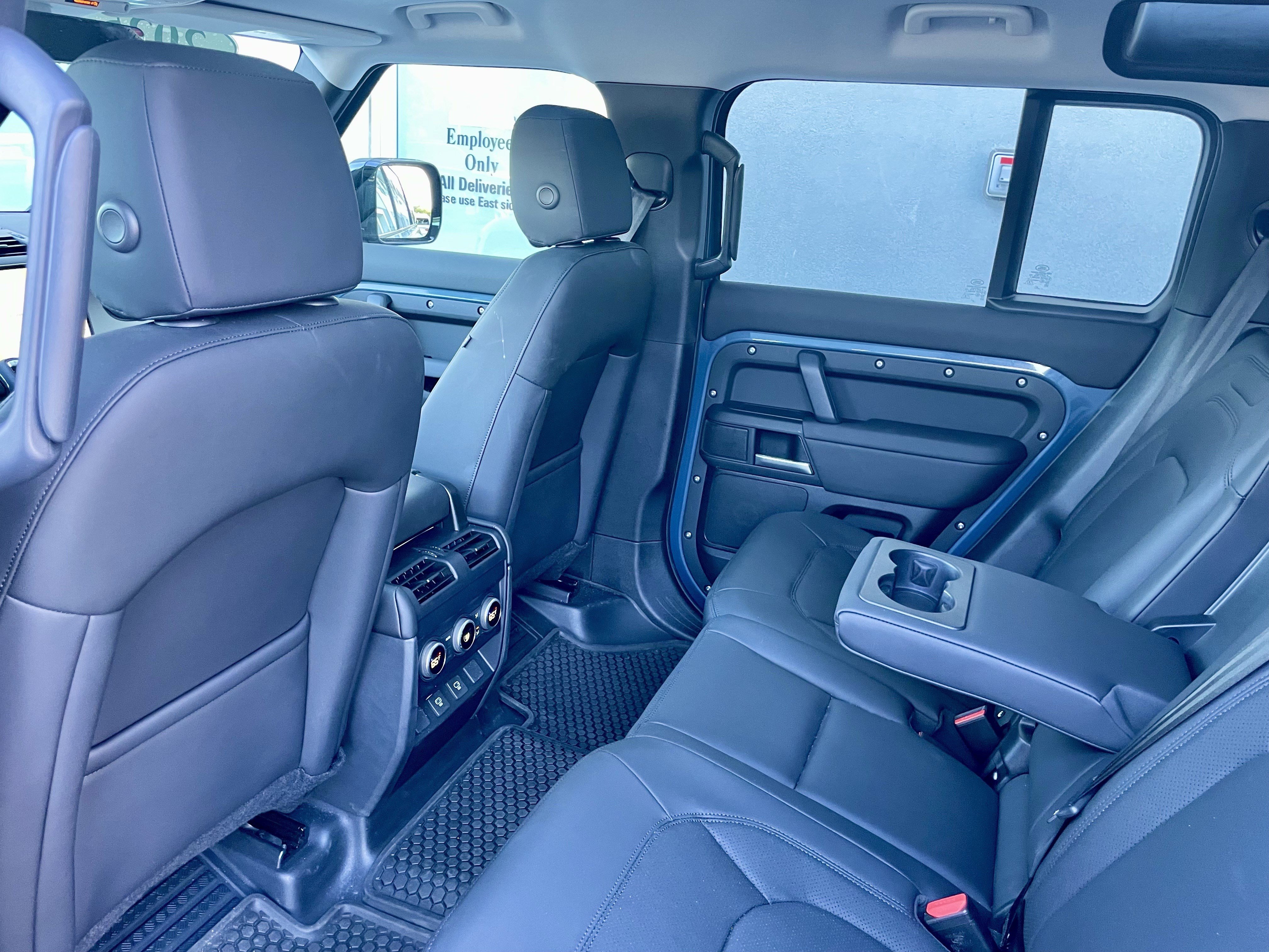 Certified 2025 Land Rover Defender 110 S AWD/4WD image 30