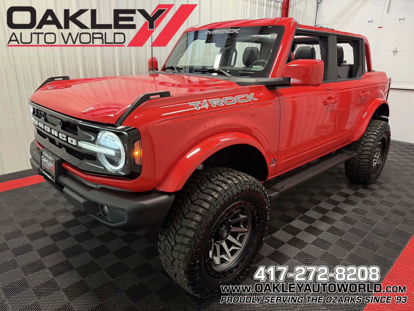 Used 2023 Ford Bronco Outer Banks AWD/4WD image 1