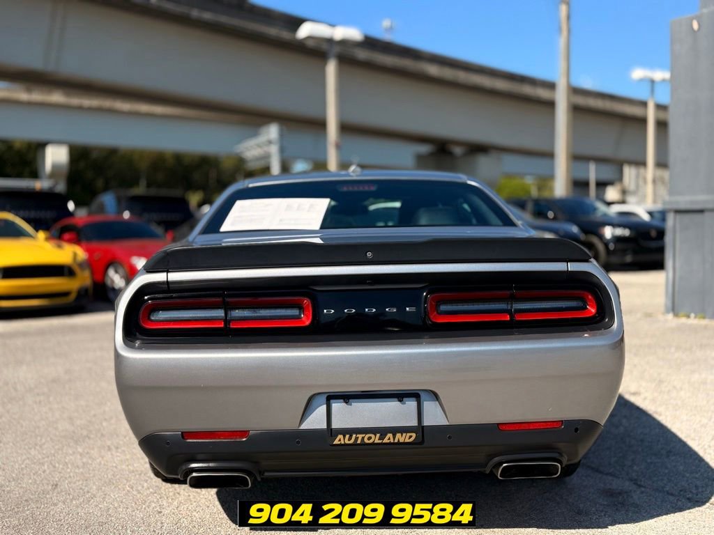 Used 2018 Dodge Challenger R/T Scat Pack w/ Leather Interior Group RWD image 5