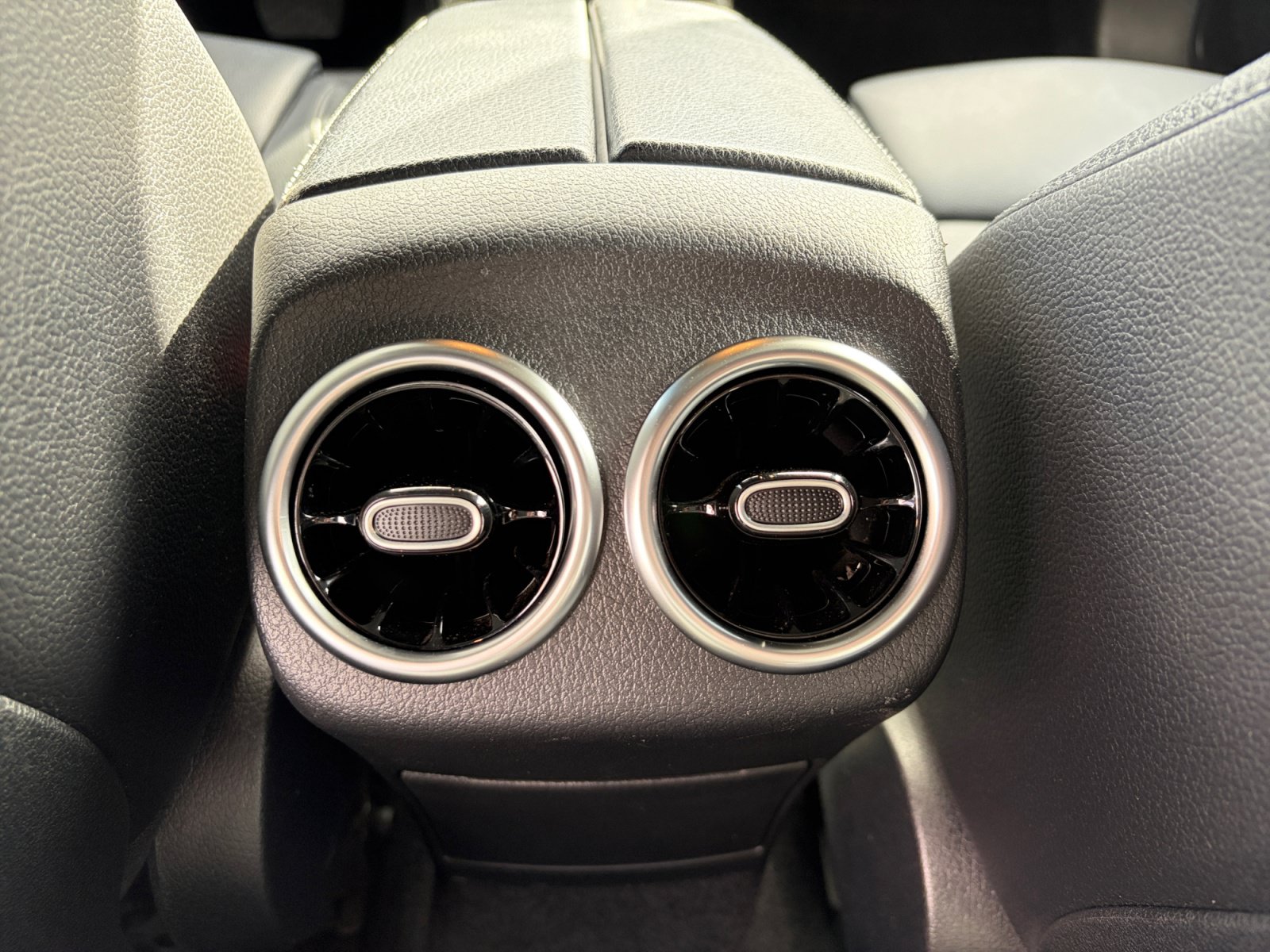 Used 2019 Mercedes-Benz A 220 4MATIC image 32