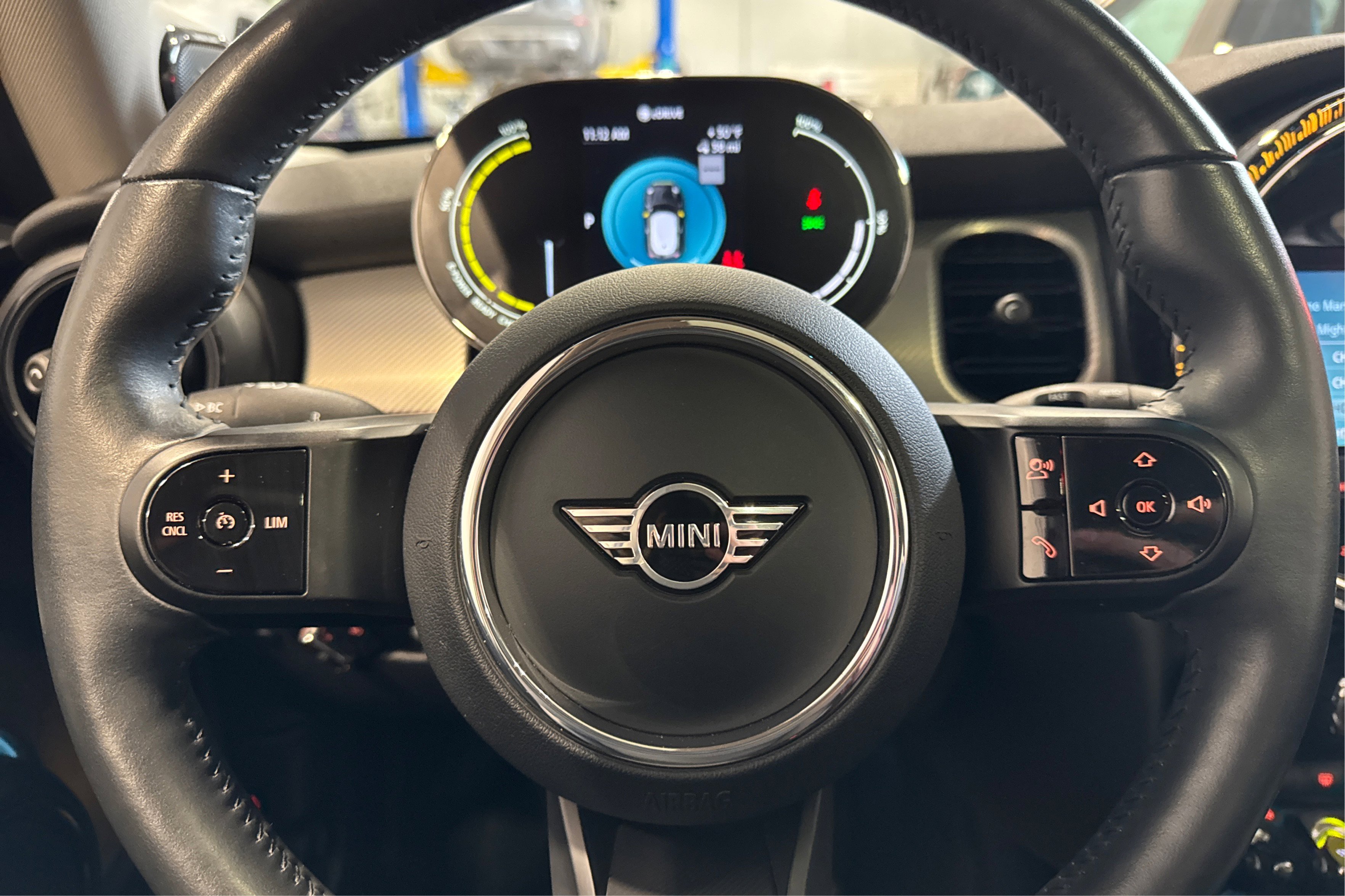 Used 2024 MINI Cooper SE image 22